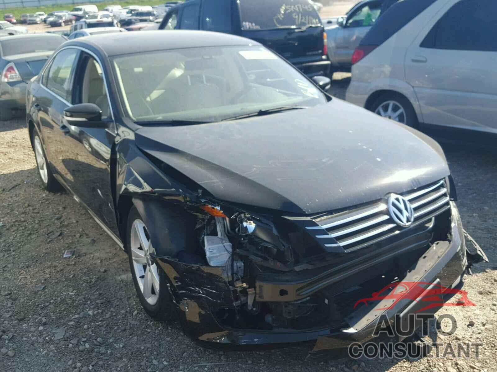VOLKSWAGEN PASSAT 2015 - 1VWAT7A35FC092515