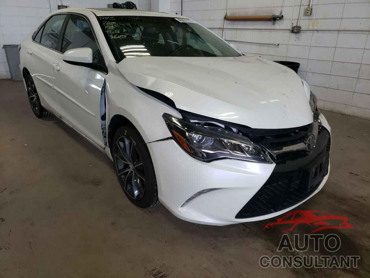 TOYOTA CAMRY 2016 - 4T1BK1FK1GU574784