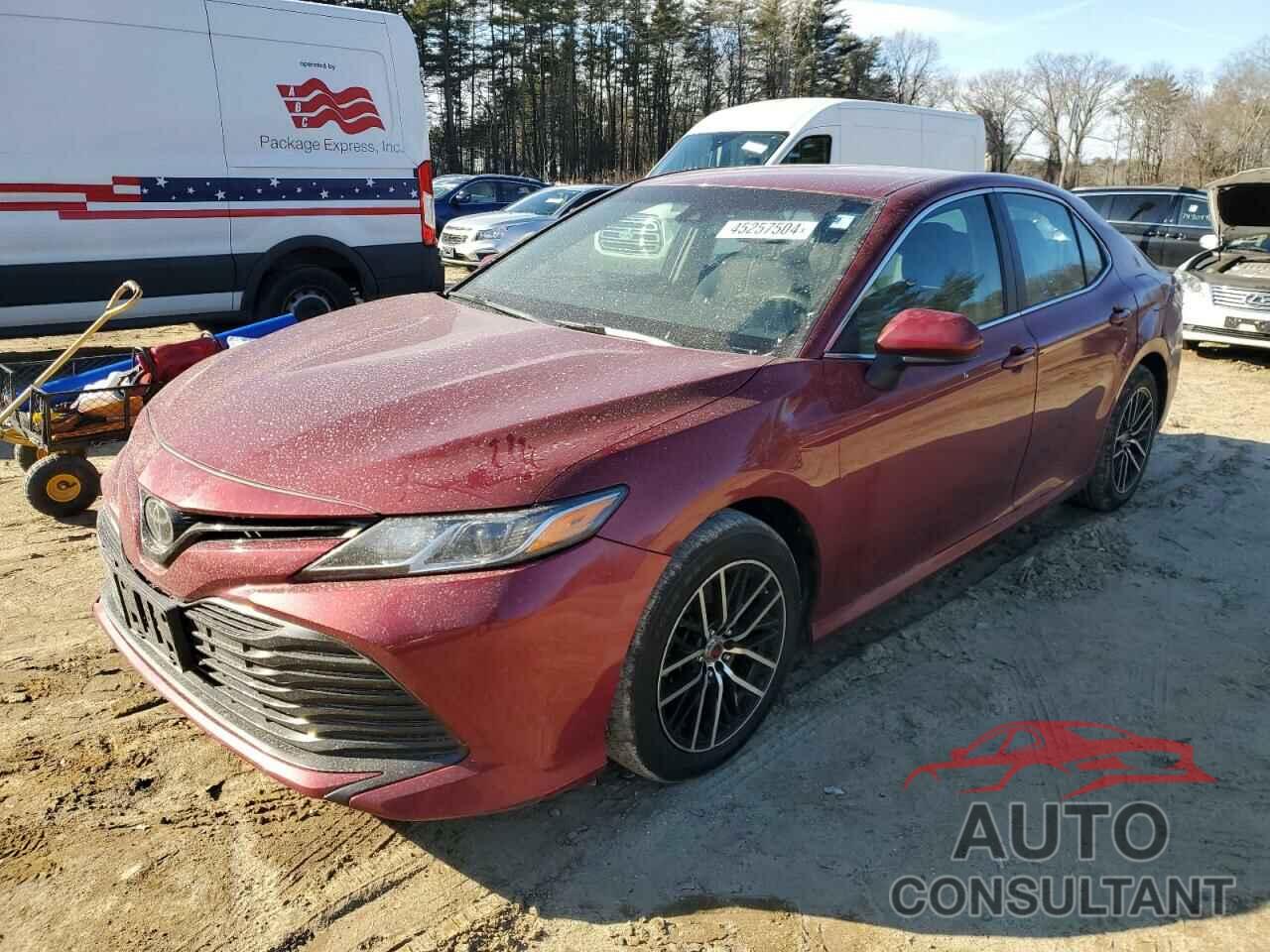 TOYOTA CAMRY 2018 - 4T1B11HK6JU669865