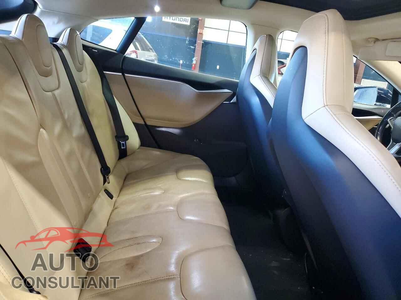 TESLA MODEL S 2013 - 5YJSA1CN6DFP07288