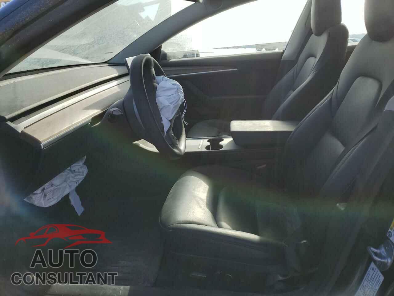 TESLA MODEL 3 2022 - 5YJ3E1EA8NF258135