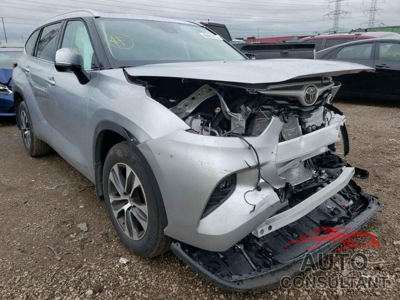 TOYOTA HIGHLANDER 2022 - 5TDGZRBHXNS569910
