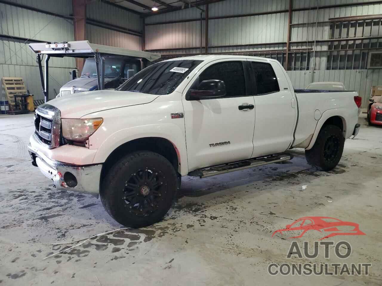 TOYOTA TUNDRA 2013 - 5TFRY5F18DX138721