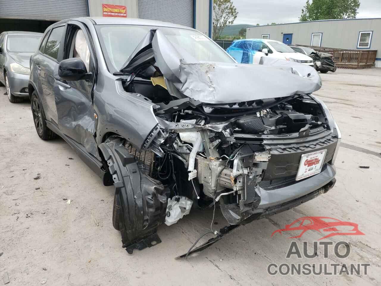 MITSUBISHI OUTLANDER 2022 - JA4APUAU2NU008619