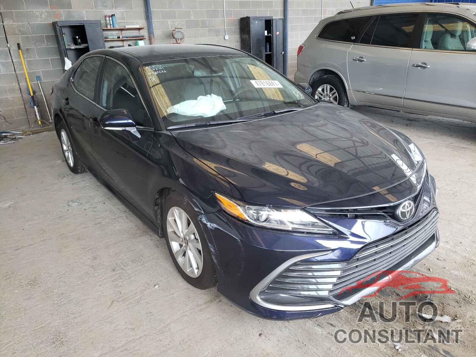 TOYOTA CAMRY 2021 - 4T1R11AK7MU525626