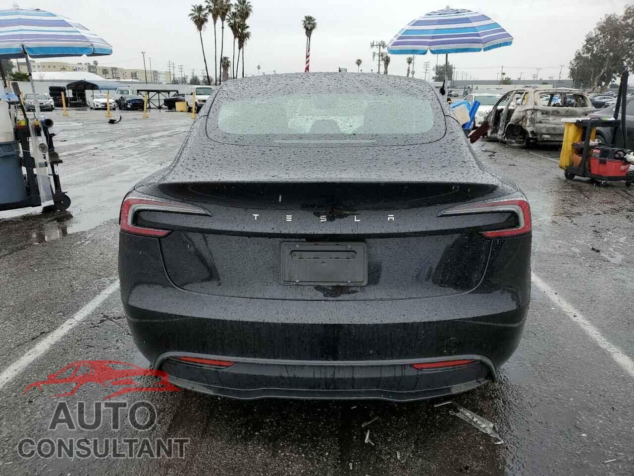 TESLA MODEL 3 2024 - 5YJ3E1EA9RF867532