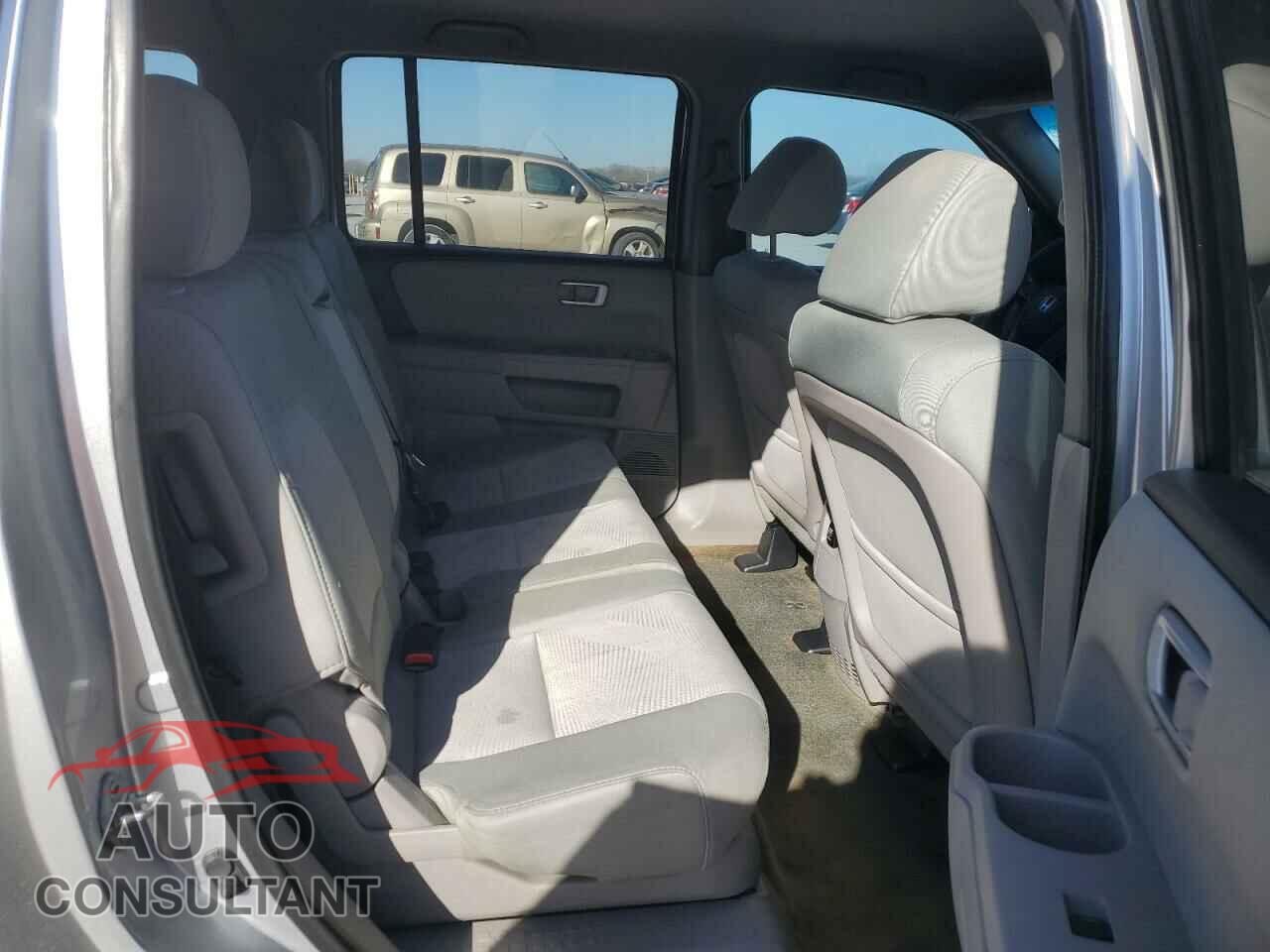 HONDA PILOT 2014 - 5FNYF3H23EB011978