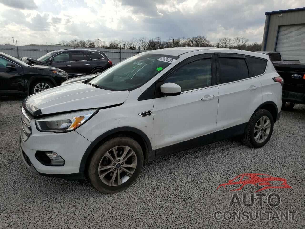 FORD ESCAPE 2017 - 1FMCU0GD6HUA37807