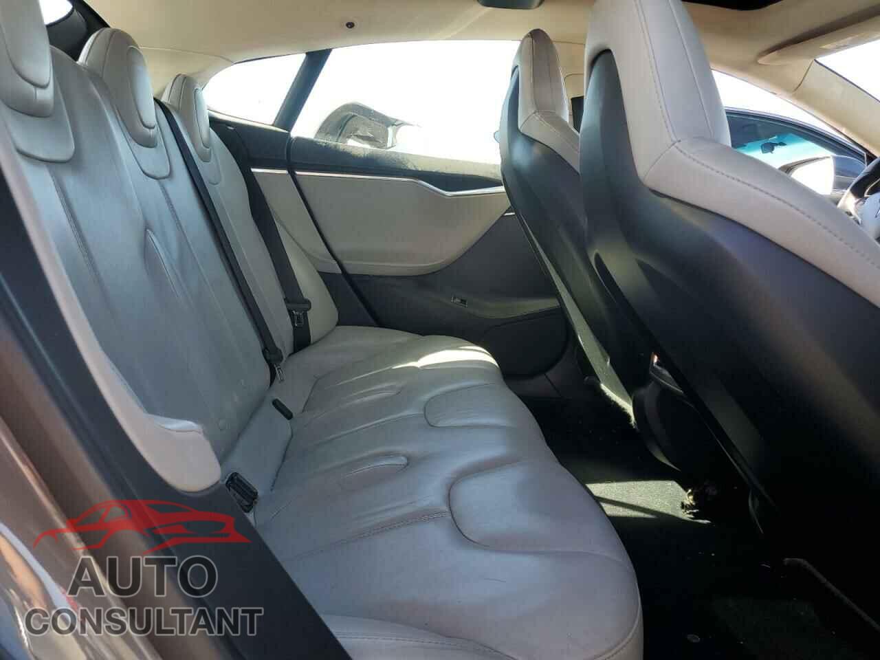 TESLA MODEL S 2012 - 5YJSA1CN2CFP01342