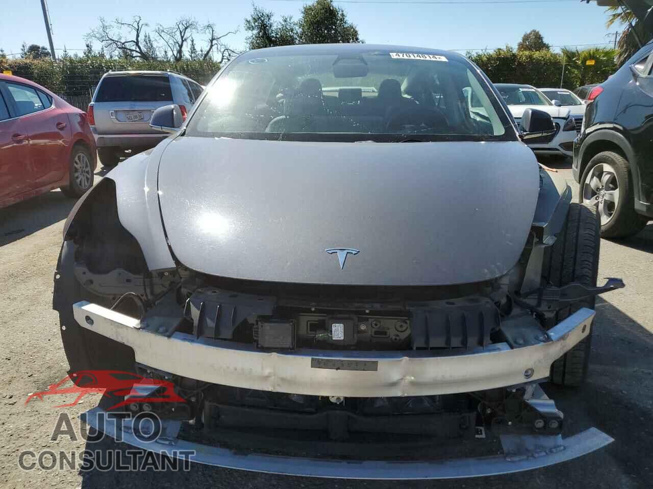 TESLA MODEL 3 2018 - 5YJ3E1EB3JF090729