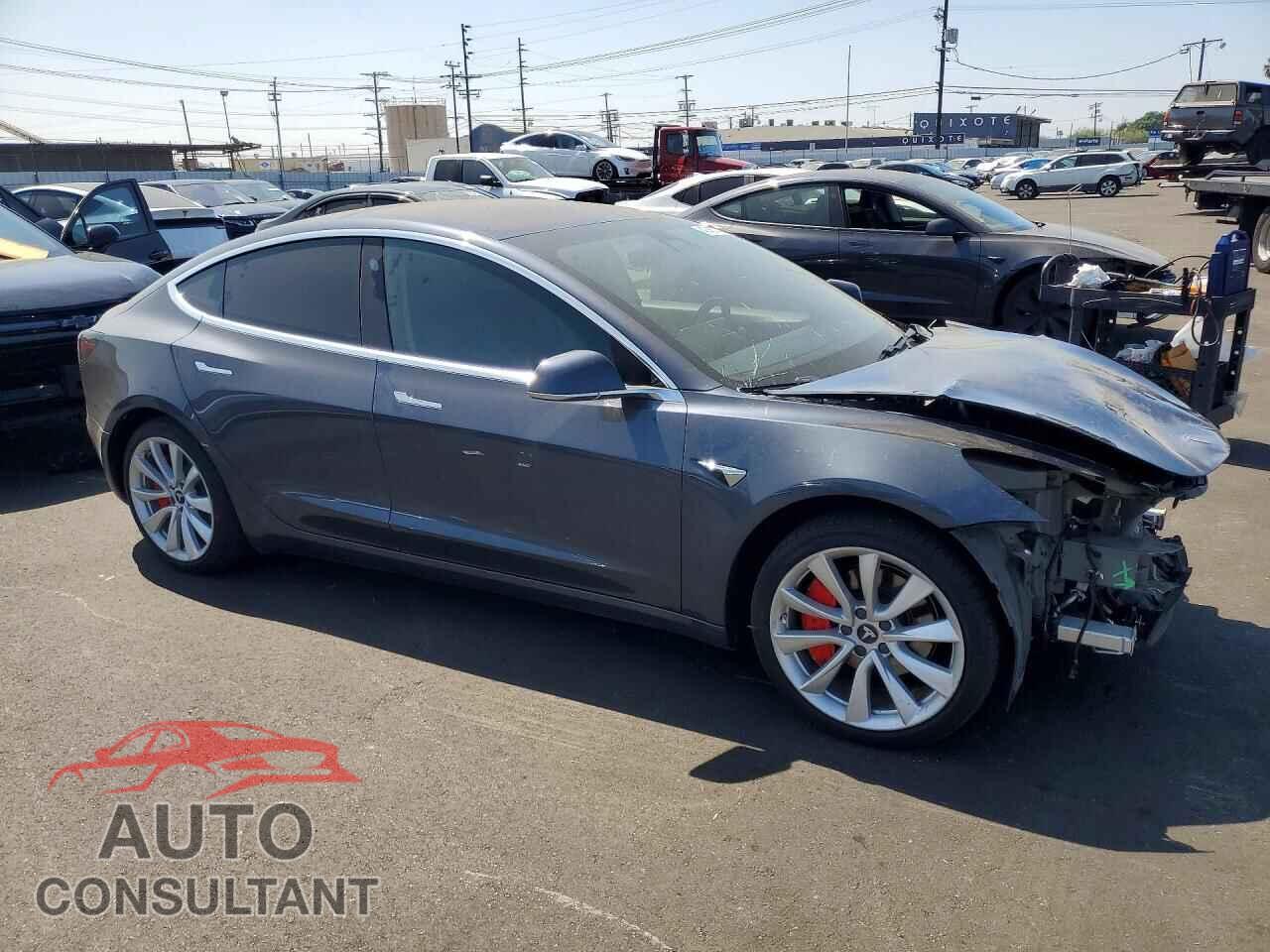 TESLA MODEL 3 2018 - 5YJ3E1EA4JF038663