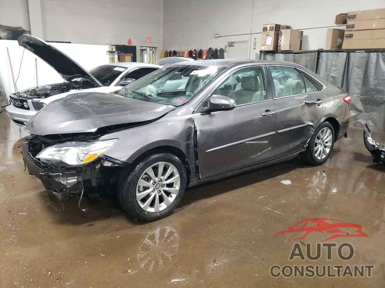 TOYOTA CAMRY 2016 - 4T4BF1FK5GR523833