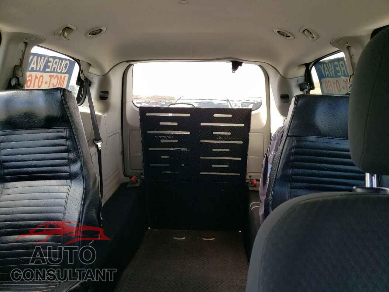 DODGE CARAVAN 2010 - 2D4RN4DE9AR477655