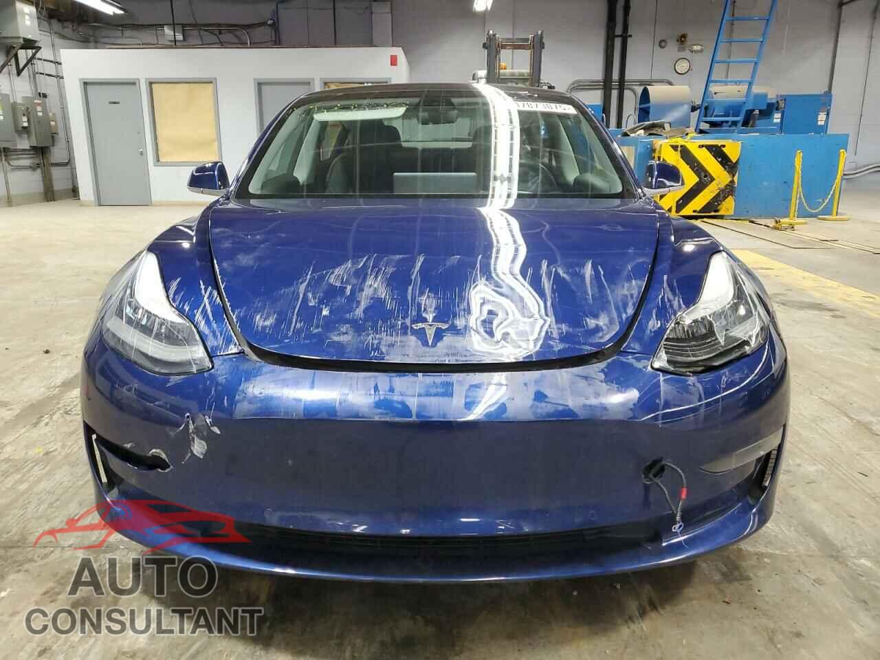 TESLA MODEL 3 2018 - 5YJ3E1EB8JF093562