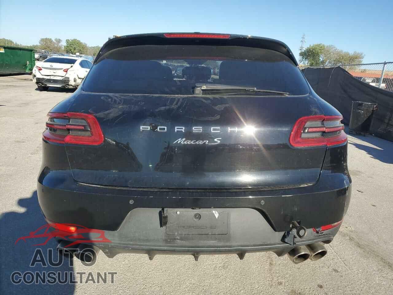 PORSCHE MACAN 2015 - WP1AB2A59FLB70089