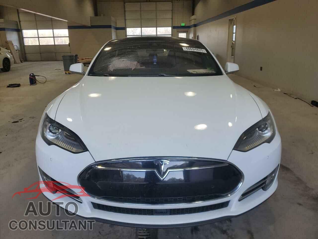 TESLA MODEL S 2015 - 5YJSA1E4XFF110720