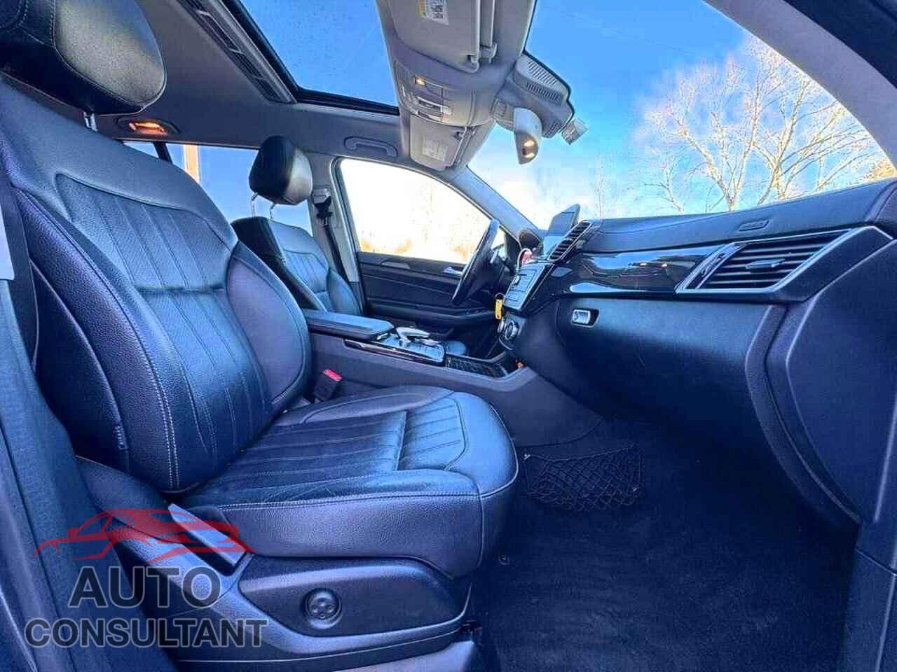 MERCEDES-BENZ GLS-CLASS 2017 - 4JGDF6EE5HA752284
