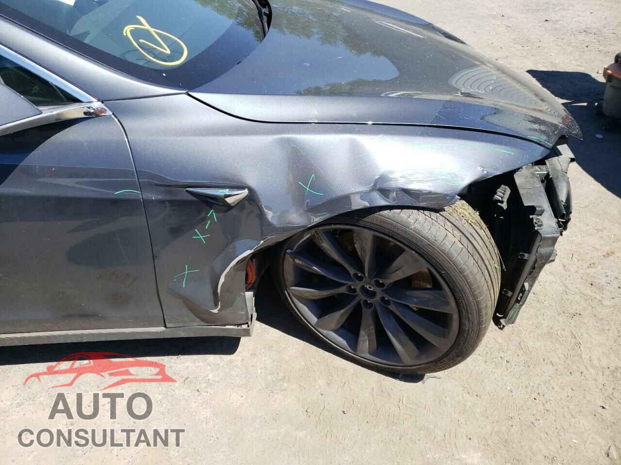 TESLA MODEL S 2017 - 5YJSA1E25HF190929
