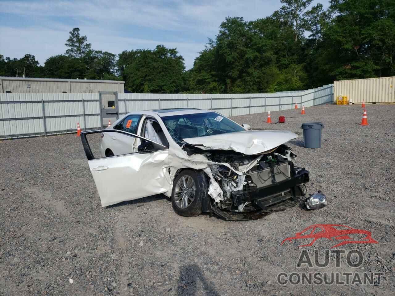 TOYOTA CAMRY 2017 - 4T1BF1FK6HU429195