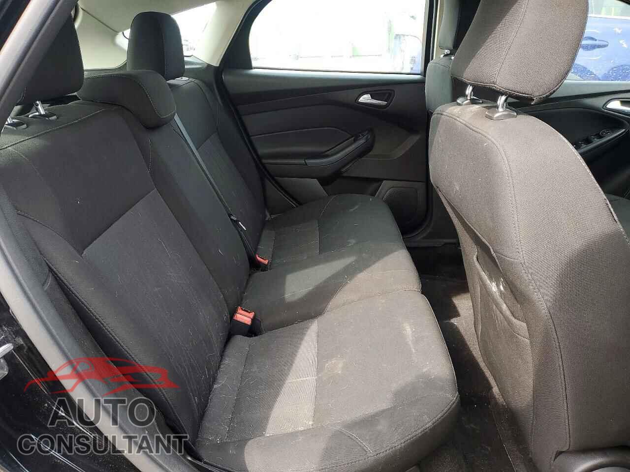 FORD FOCUS 2017 - 1FADP3K25HL248015