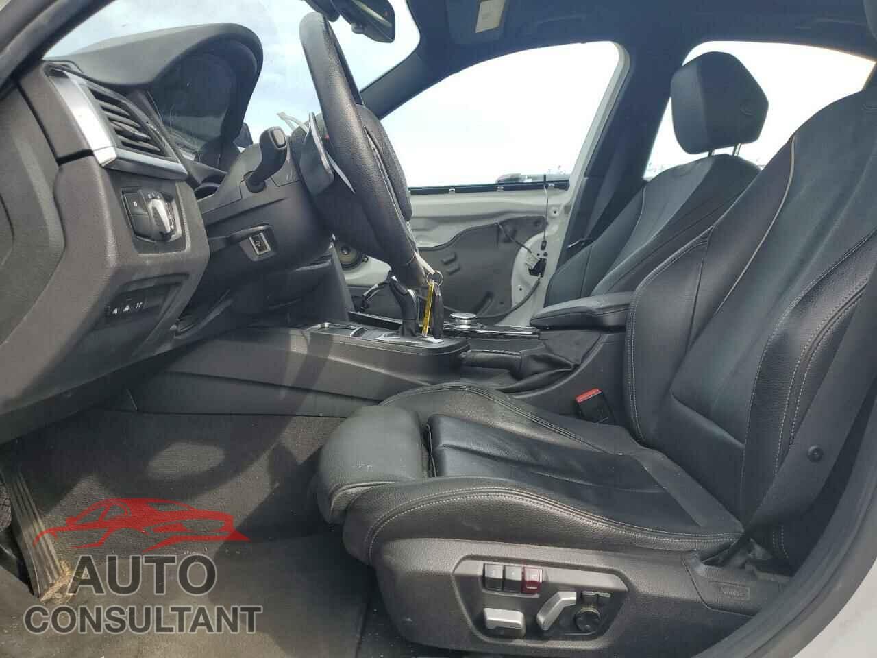 BMW 3 SERIES 2016 - WBA8E9G5XGNU29408