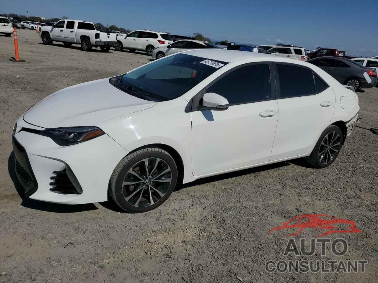 TOYOTA COROLLA 2017 - 5YFBURHE4HP583448