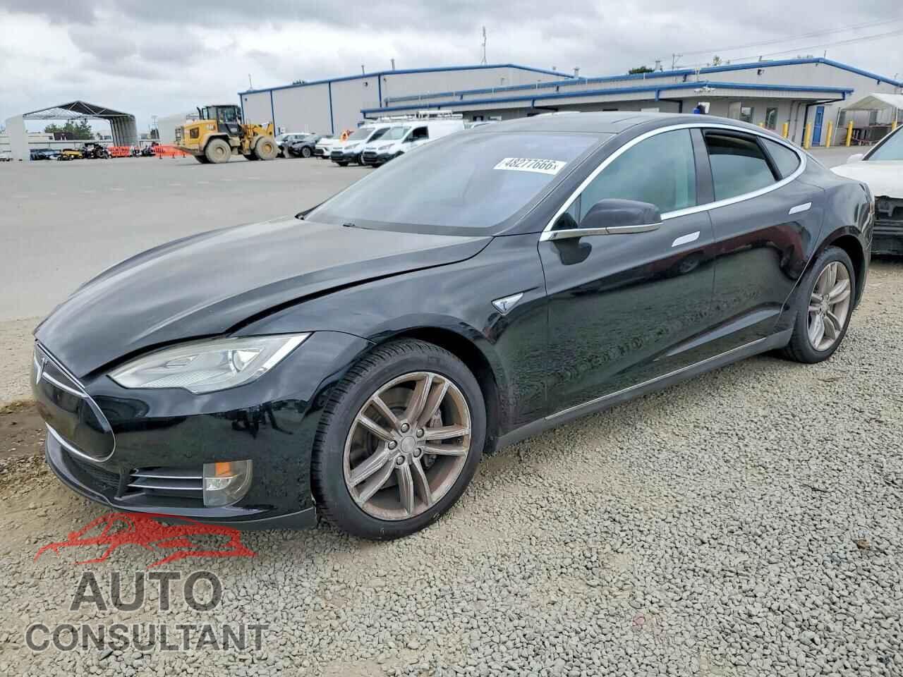 TESLA MODEL S 2013 - 5YJSA1CN6DFP26679