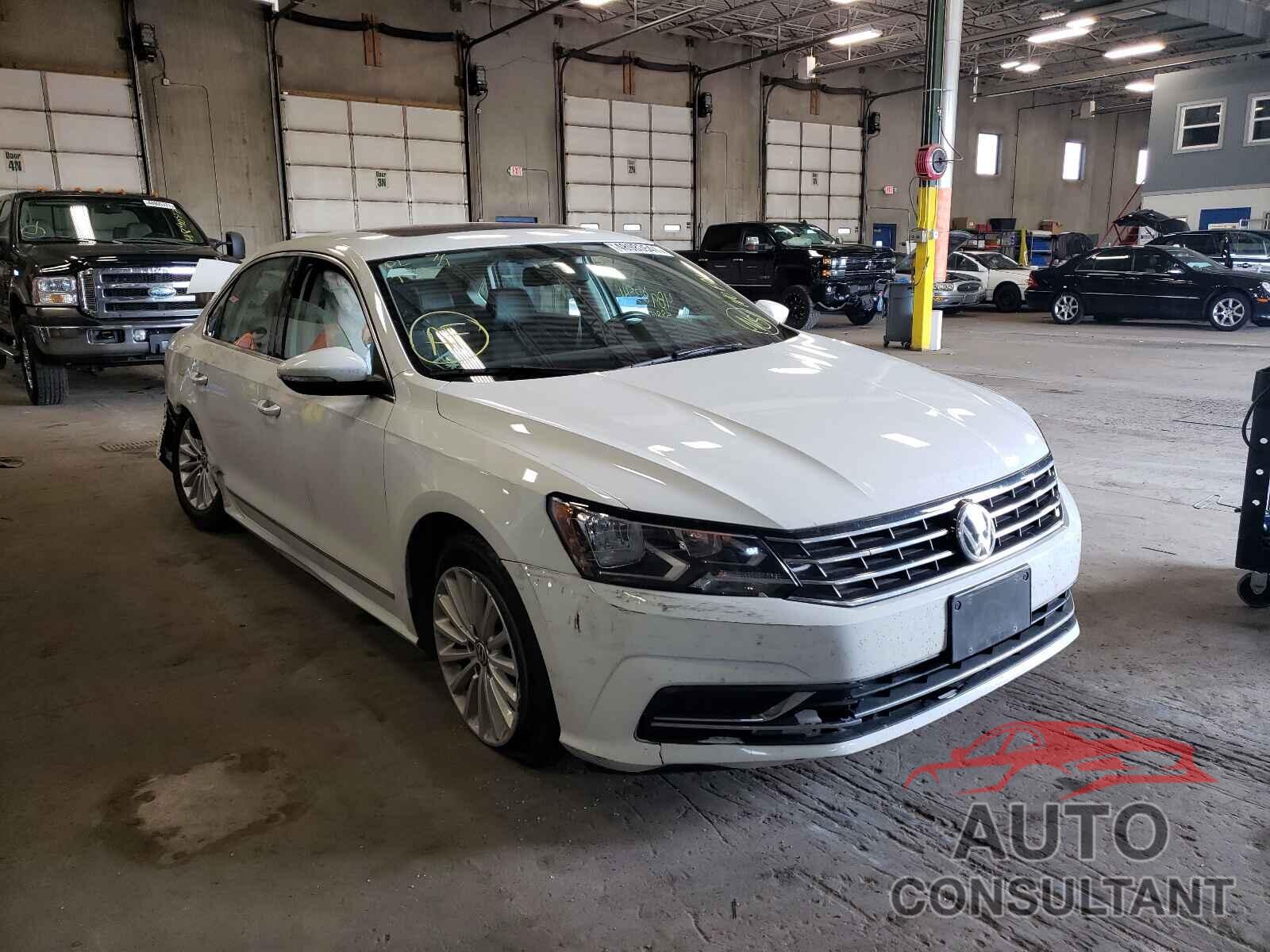 VOLKSWAGEN PASSAT 2017 - 1VWBT7A35HC073342