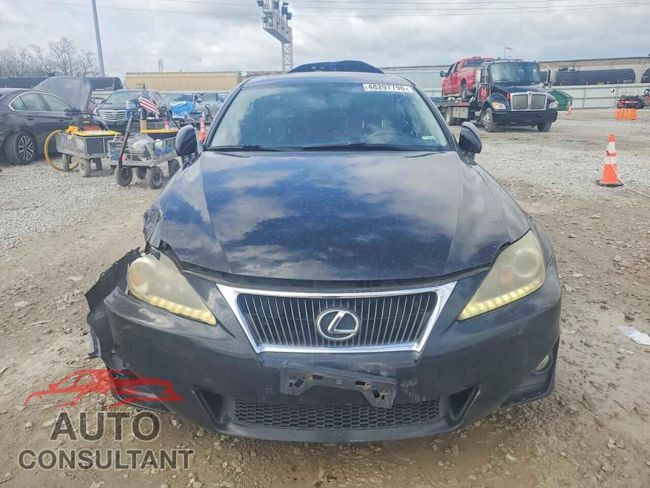LEXUS IS 2011 - JTHCF5C23B5049929