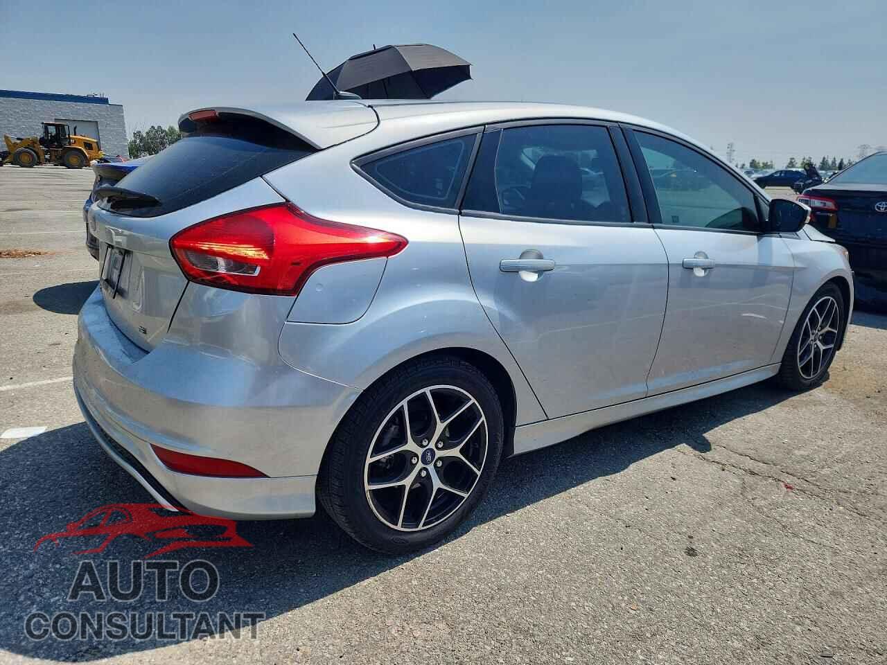 FORD FOCUS 2016 - 1FADP3K20GL372627