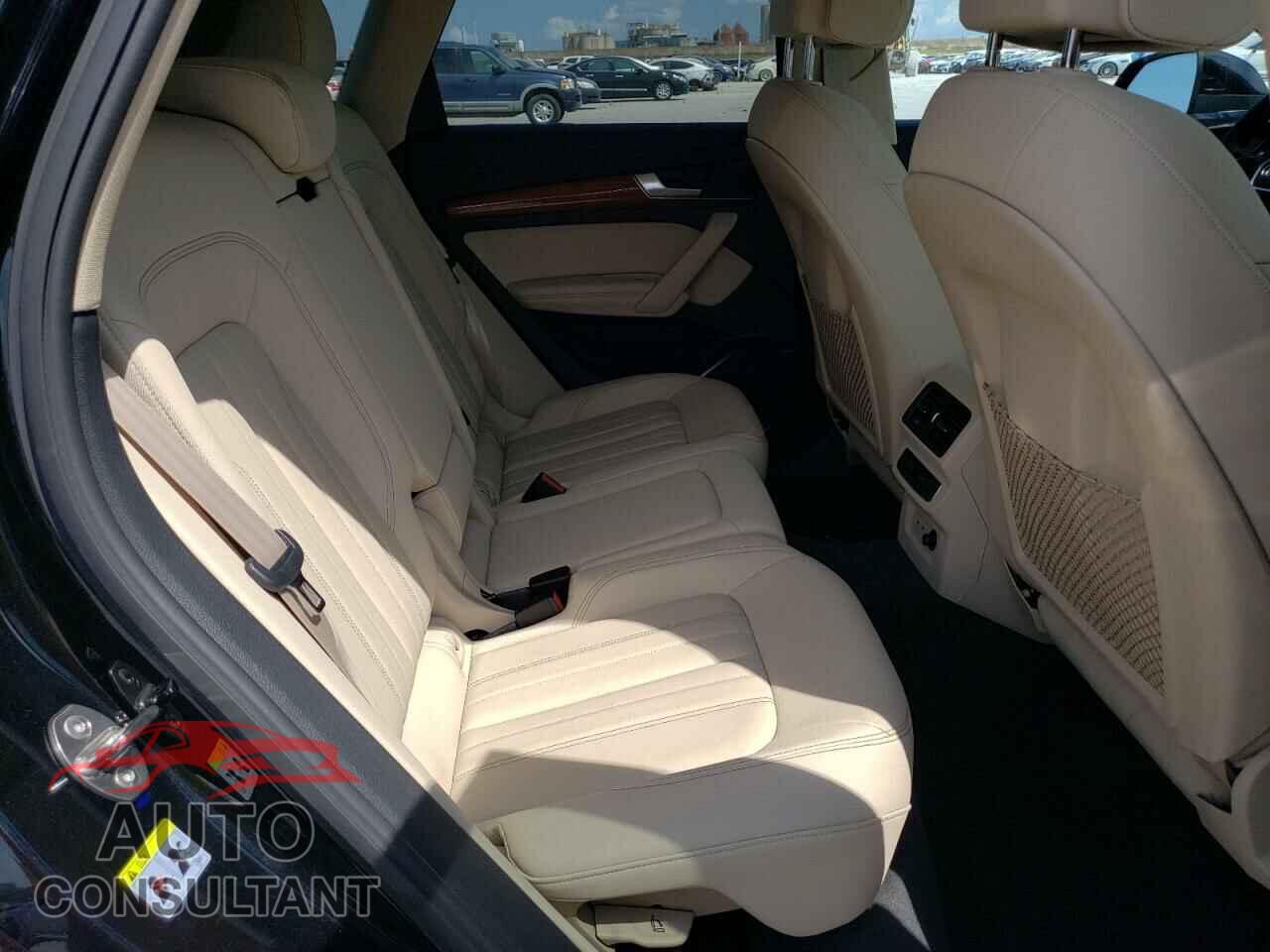 AUDI Q5 2021 - WA1BAAFY3M2073473