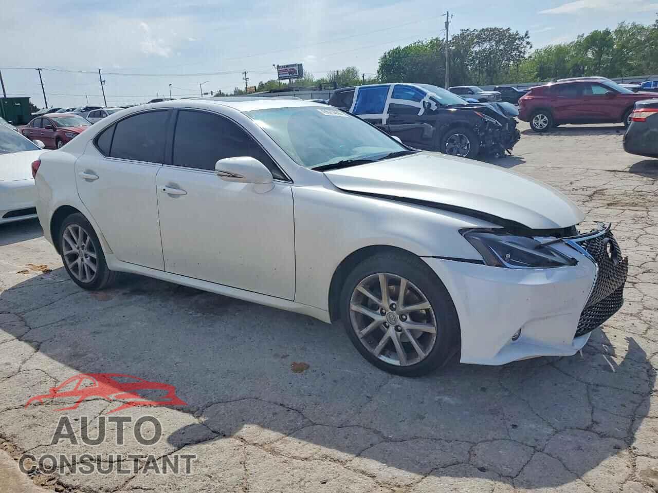 LEXUS IS 2013 - JTHCF5C21D5063038