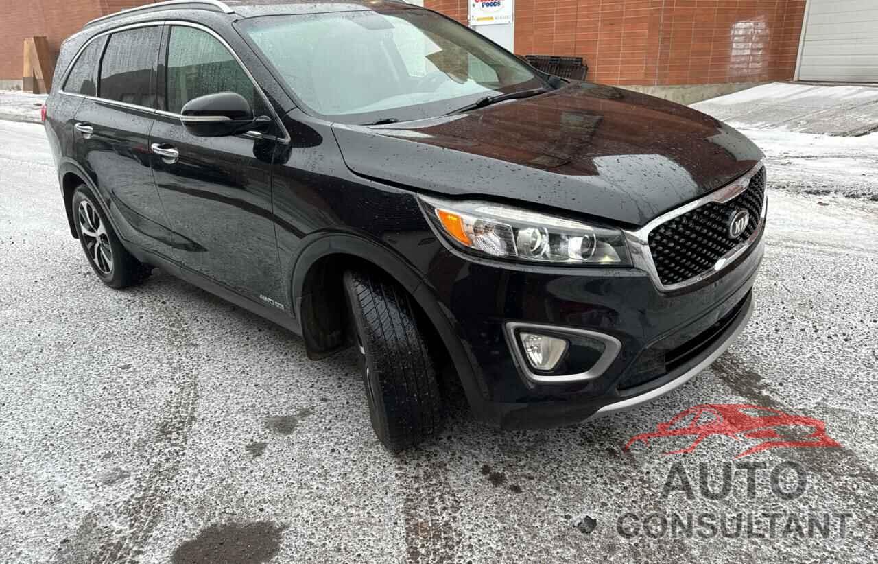 KIA SORENTO 2016 - 5XYPHDA53GG028176