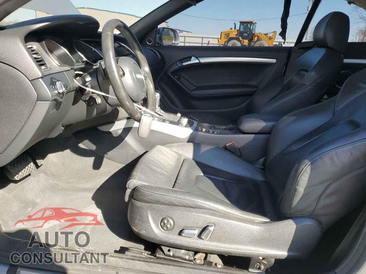 AUDI A5 2015 - WAUMFAFH3FN004295