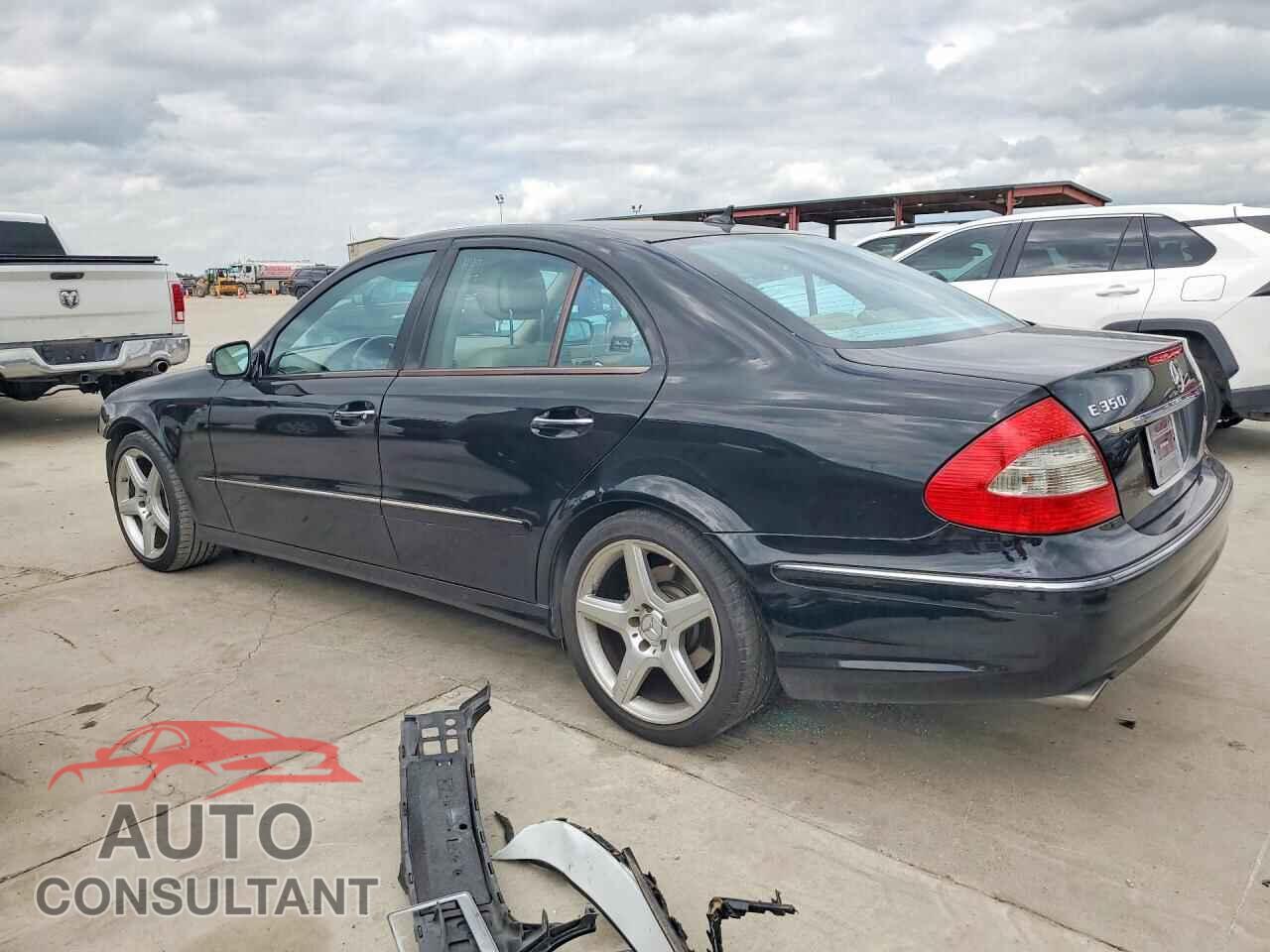 MERCEDES-BENZ E-CLASS 2009 - WDBUF56X79B383629
