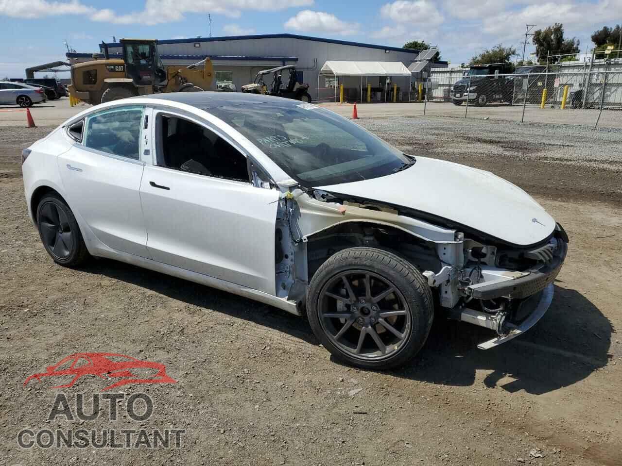 TESLA MODEL 3 2019 - 5YJ3E1EB4KF451841