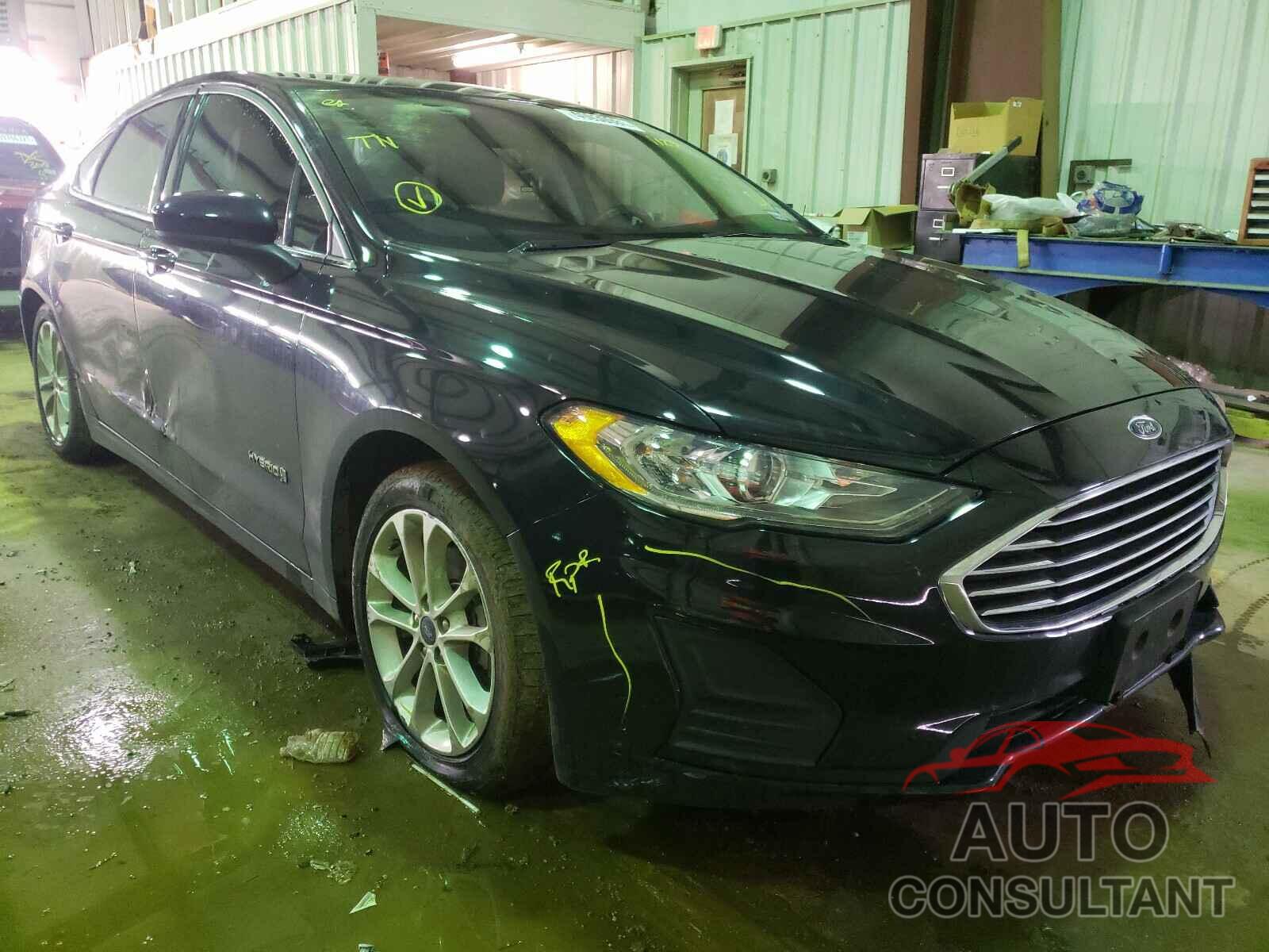 FORD FUSION 2019 - 3FA6P0LU6KR171123