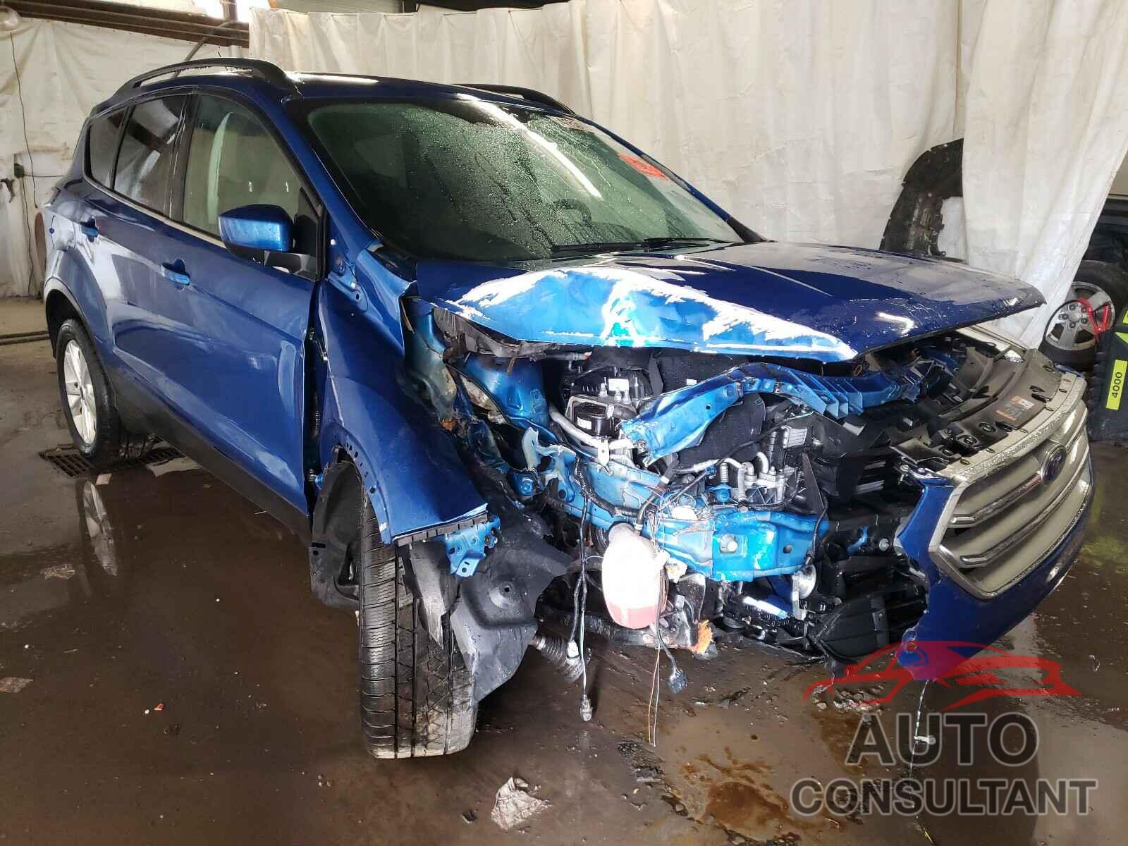 FORD ESCAPE 2017 - 1FMCU9G95HUD59726