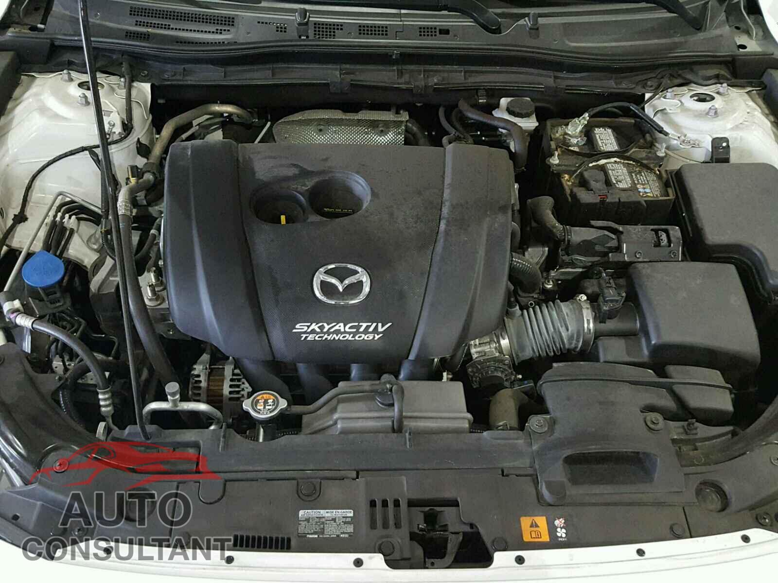 MAZDA 3 2017 - 3MZBN1U77HM122593