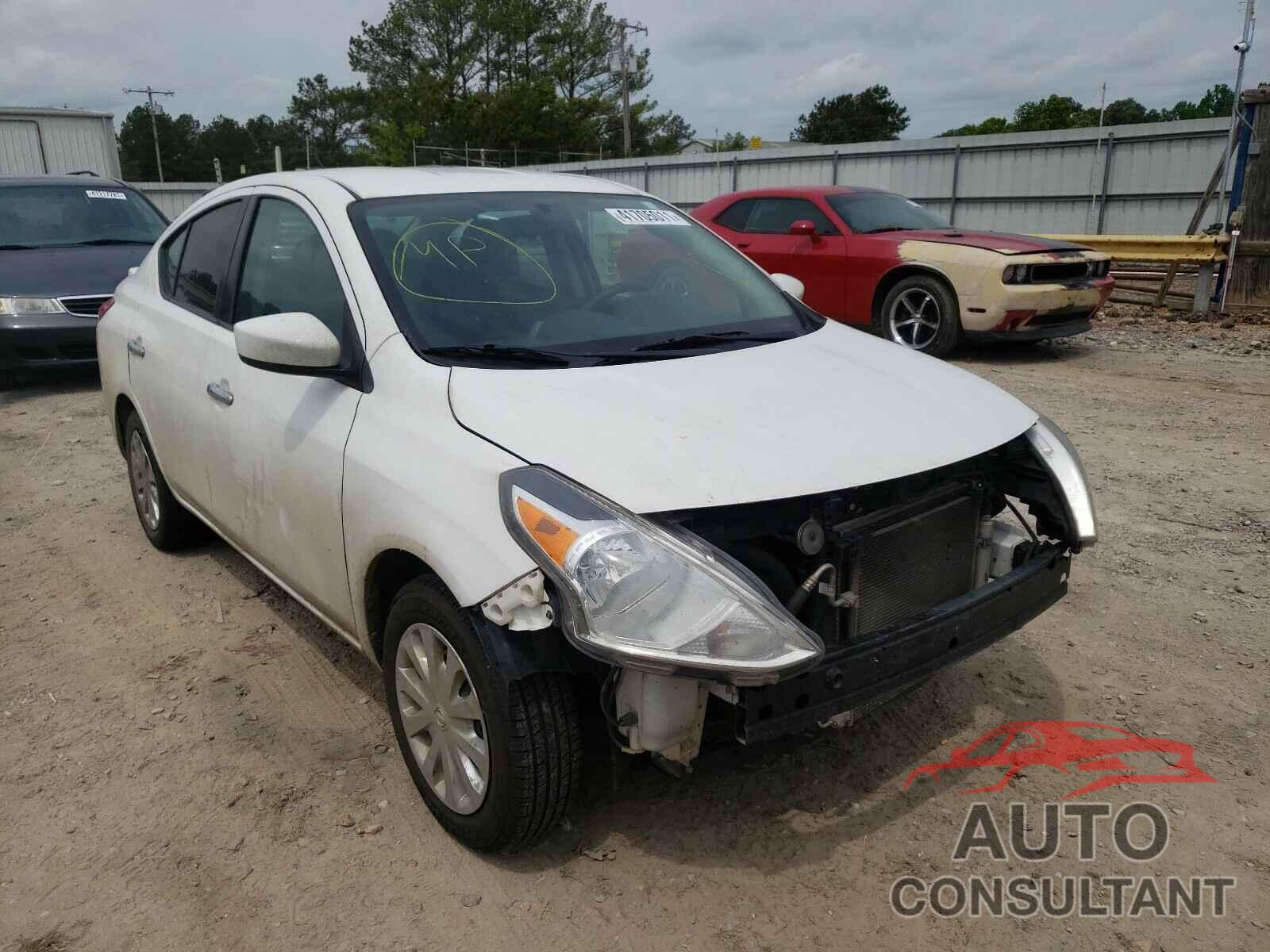 NISSAN VERSA 2017 - 3N1CN7AP1HK438150