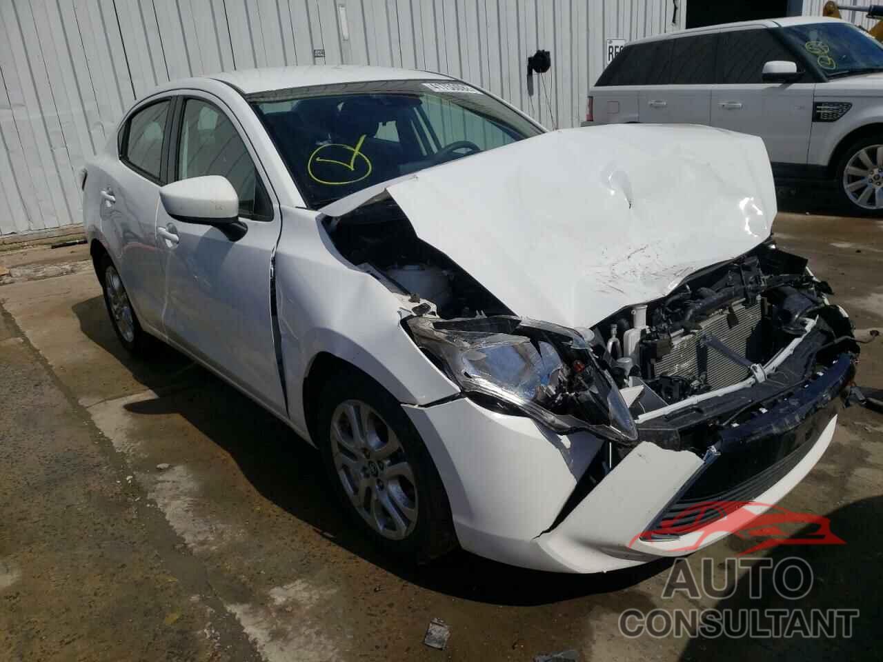 TOYOTA YARIS 2018 - 3MYDLBYV0JY329486