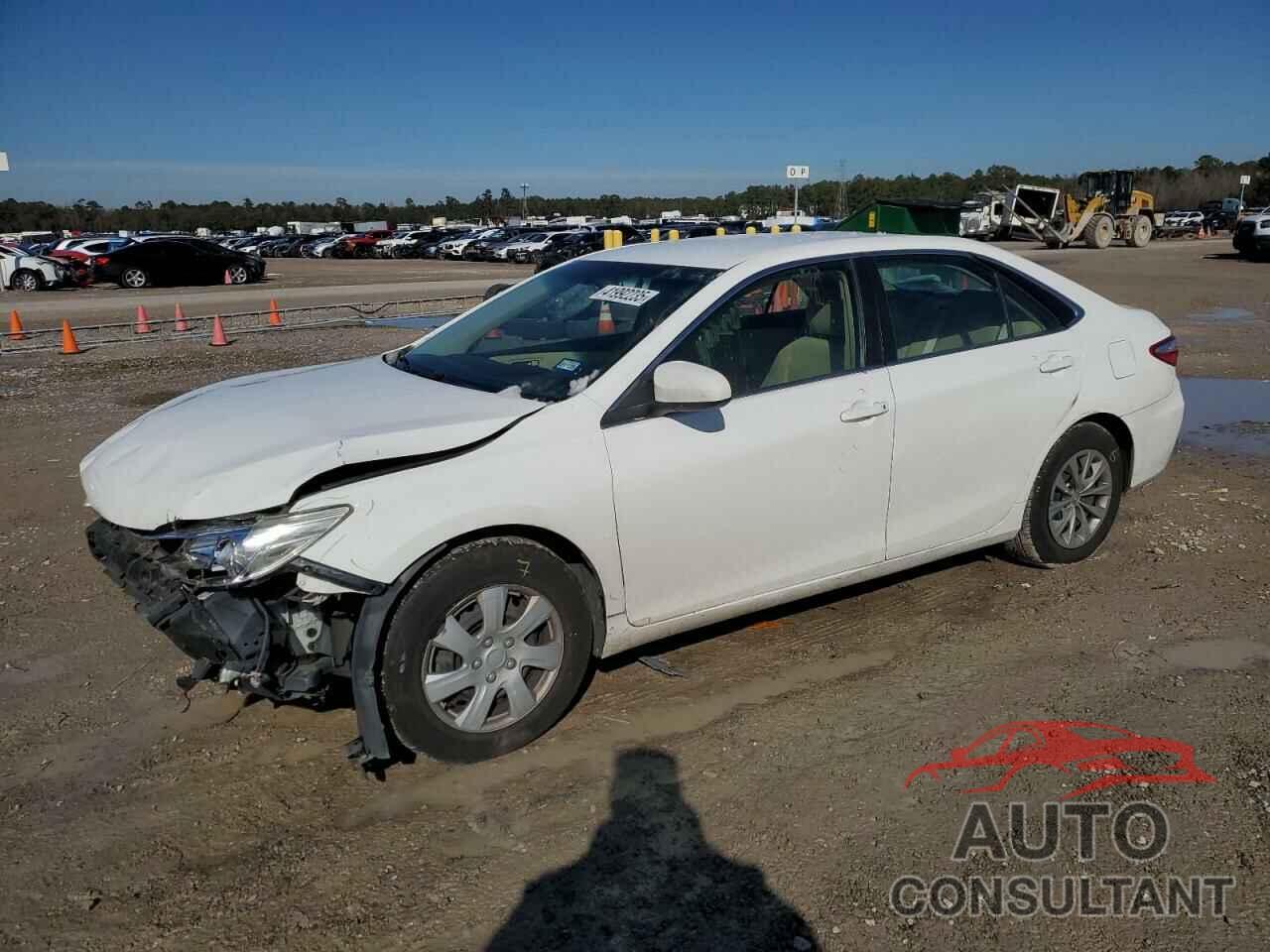 TOYOTA CAMRY 2015 - 4T4BF1FK5FR513933