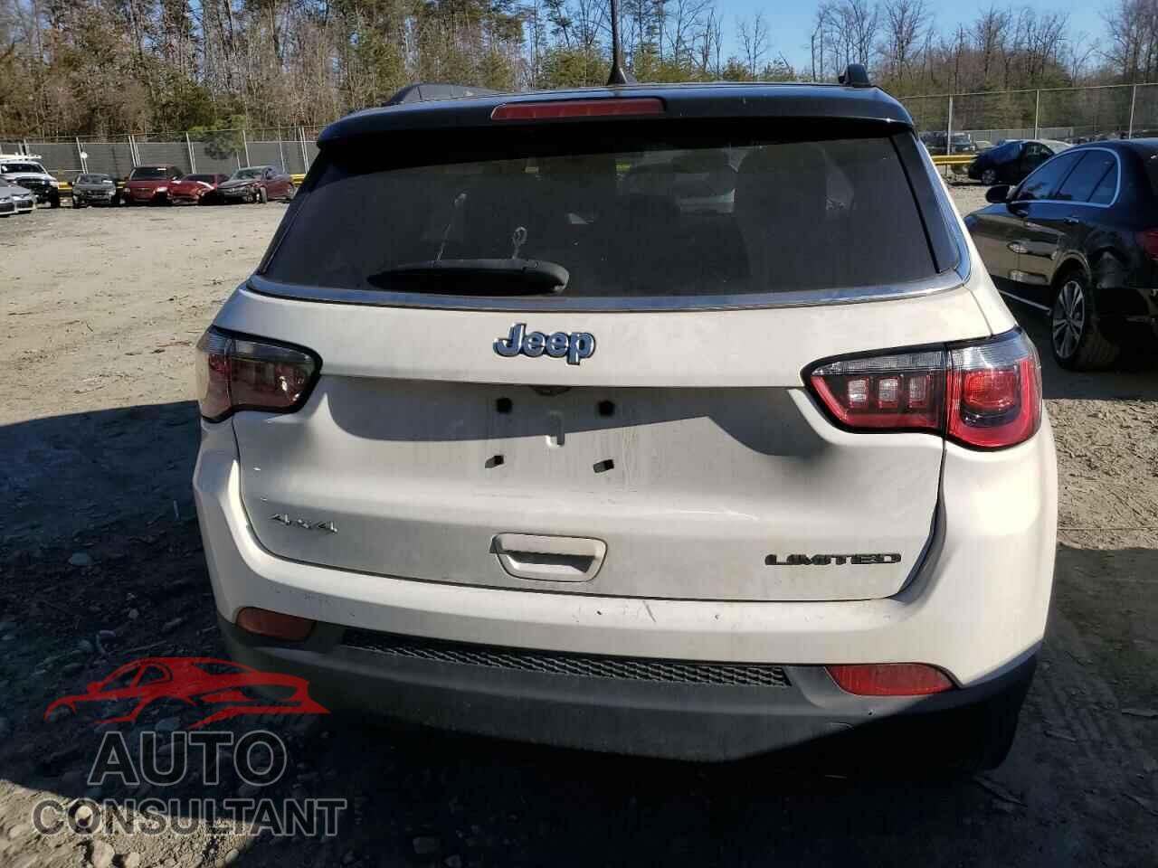 JEEP COMPASS 2018 - 3C4NJDCB6JT190575