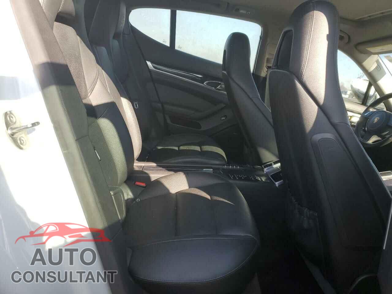 PORSCHE PANAMERA 2016 - WP0AA2A79GL001004