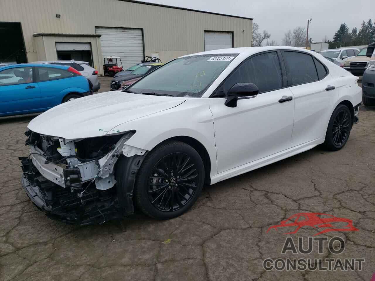 TOYOTA CAMRY 2022 - 4T1G11BK6NU058030