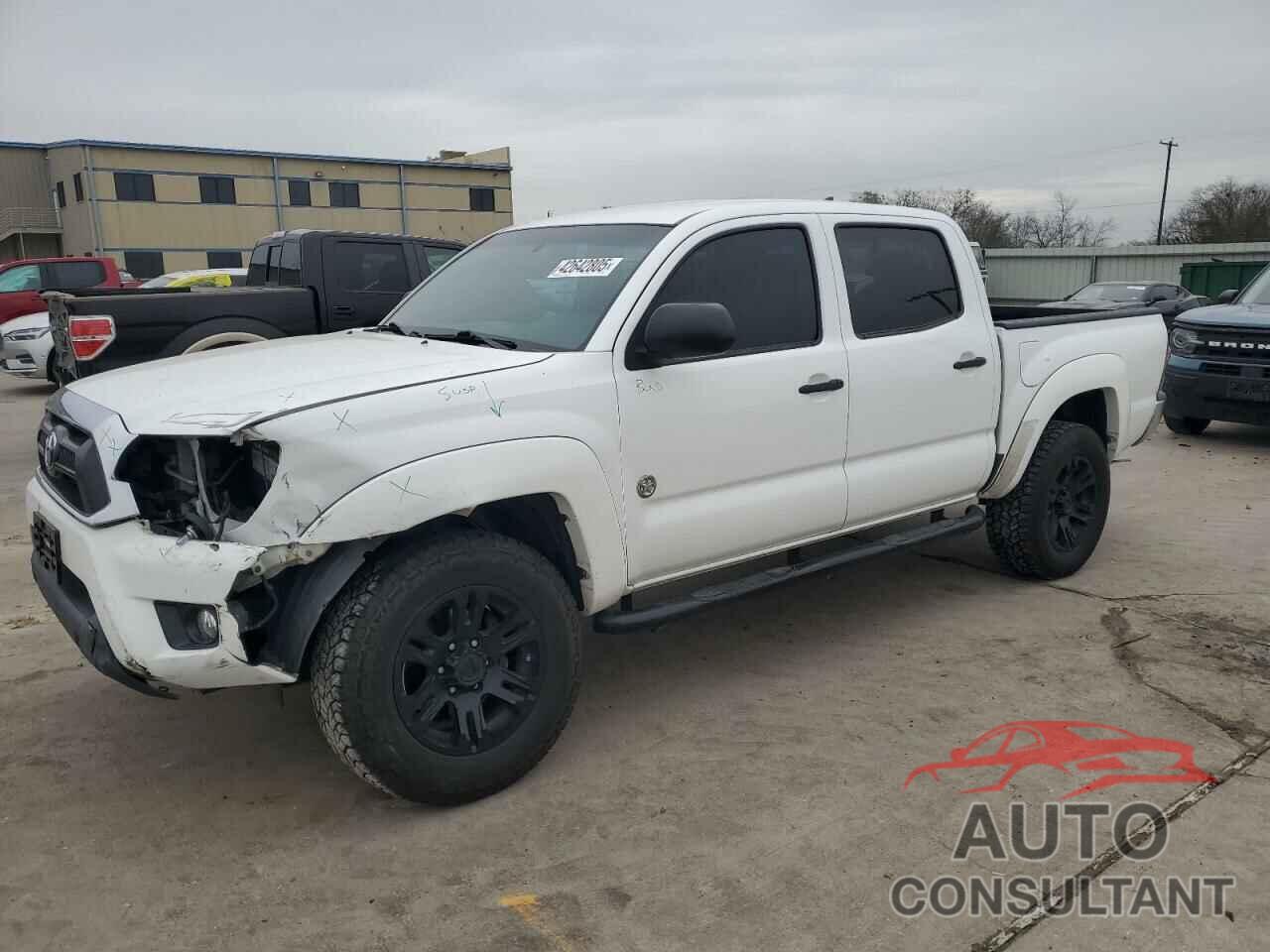 TOYOTA TACOMA 2015 - 5TFJU4GNXFX088119