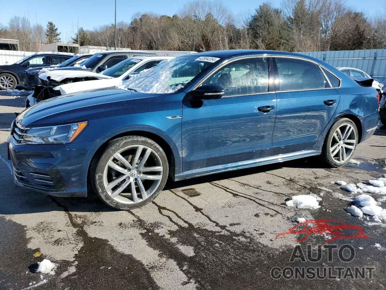 VOLKSWAGEN PASSAT 2018 - 1VWAA7A31JC030639