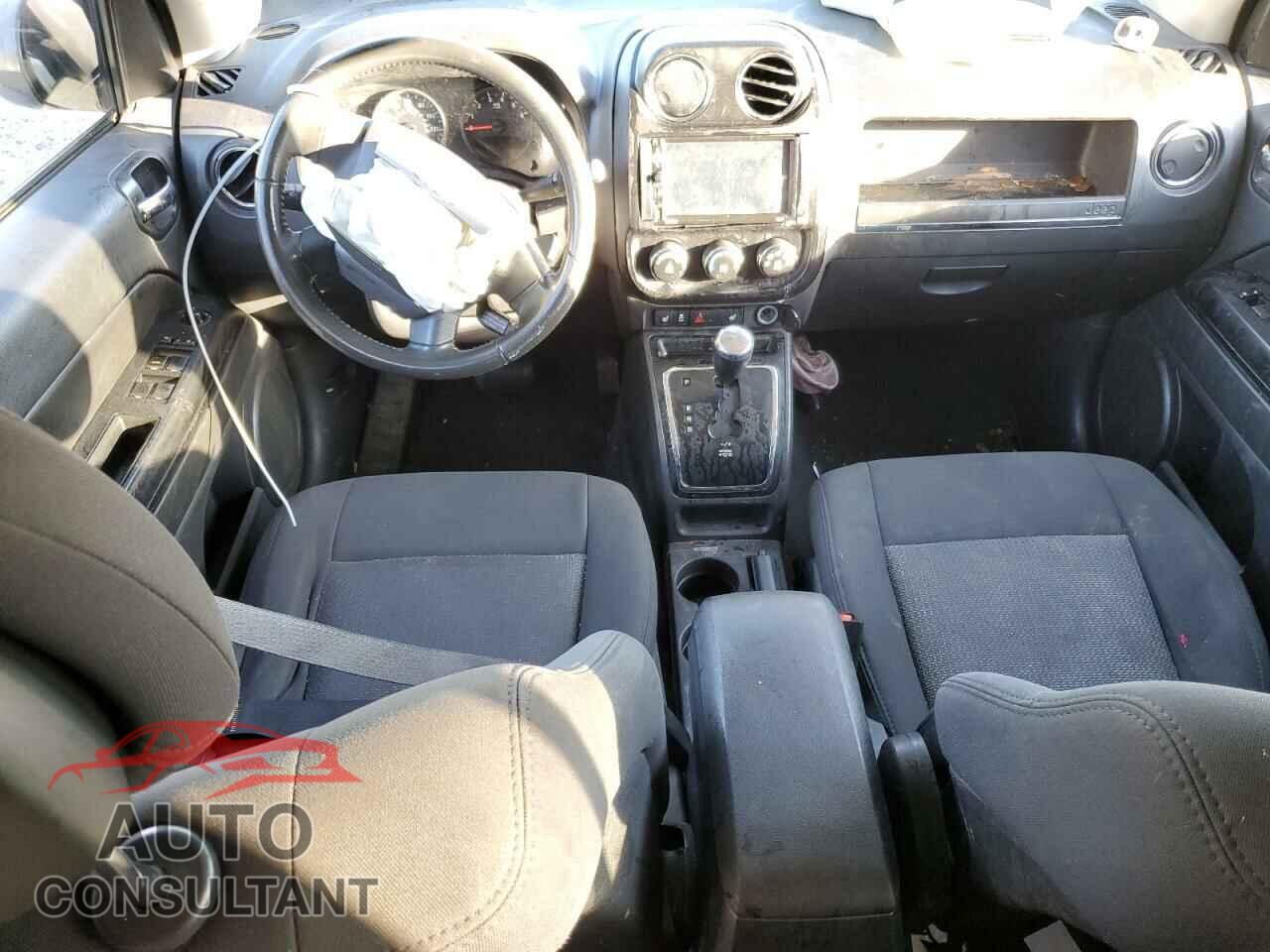 JEEP COMPASS 2010 - 1J4NT1FA0AD638496