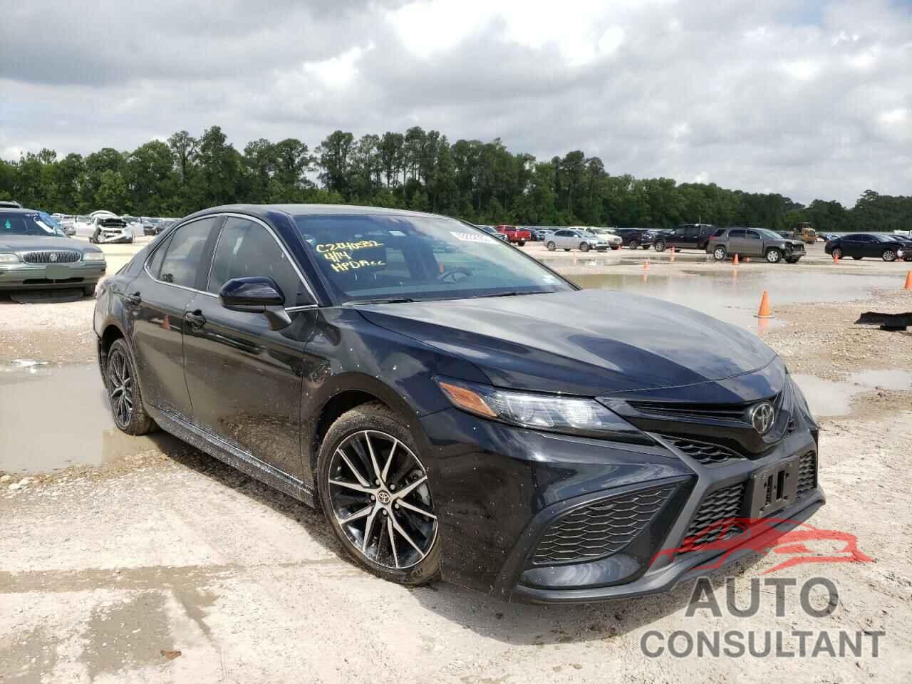 TOYOTA CAMRY 2021 - 4T1G11AK1MU543630