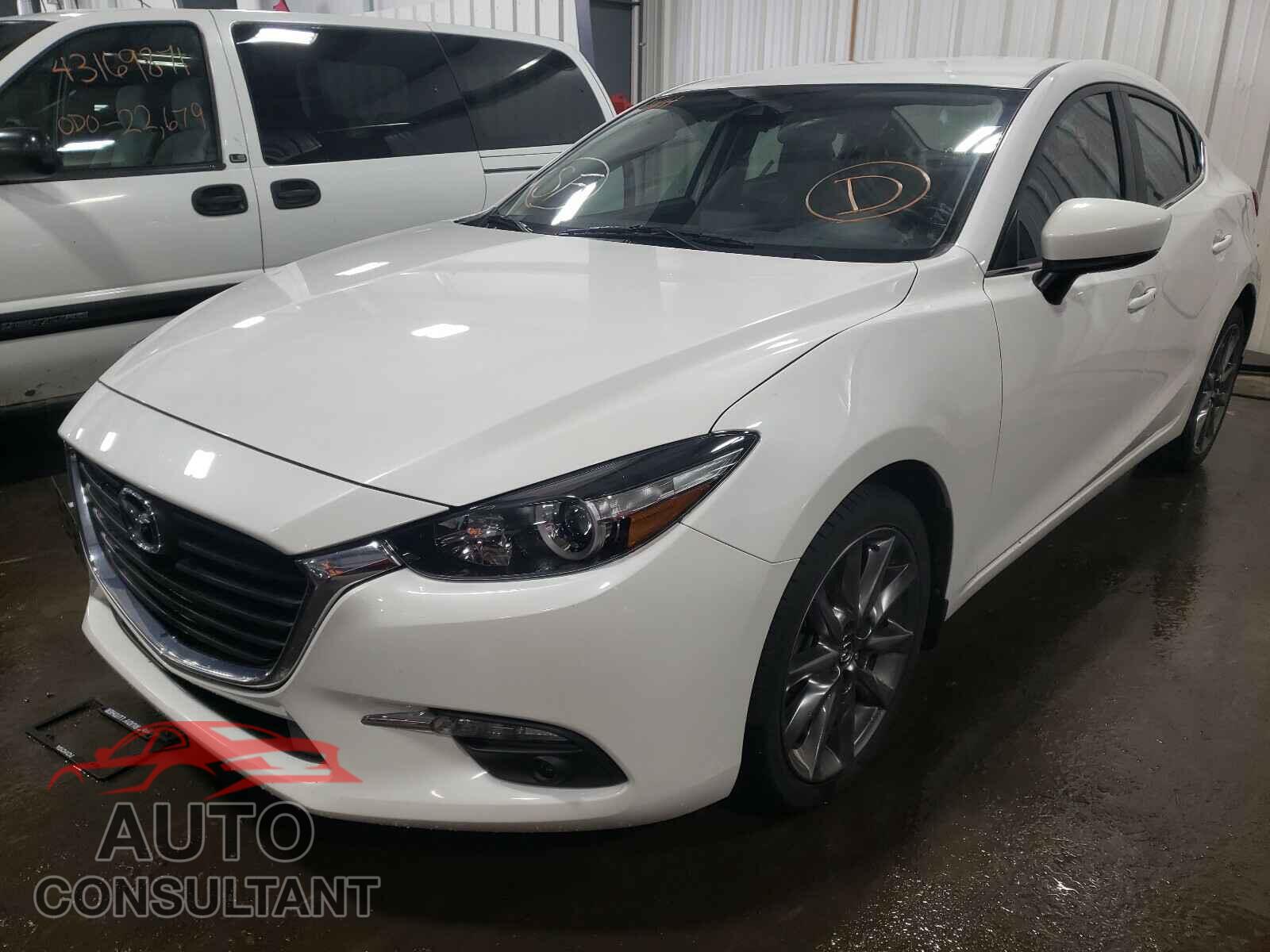 MAZDA 3 2018 - 3MZBN1V36JM162634